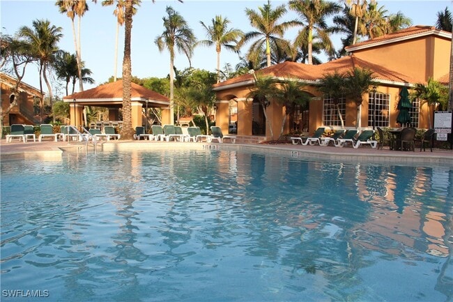 Building Photo - 1265 Wildwood Lakes Blvd