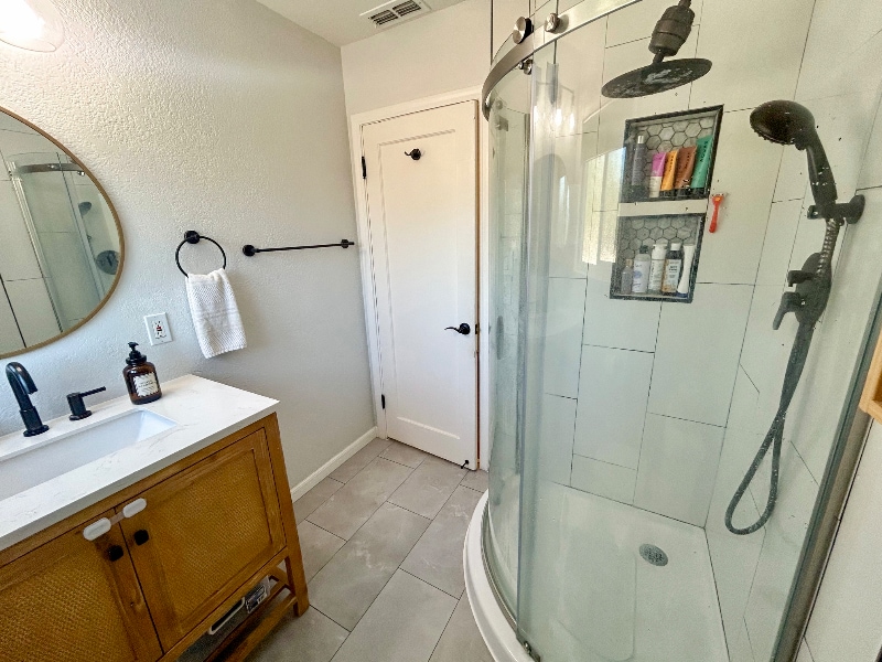 Building Photo - 18 Vista Grande Ave