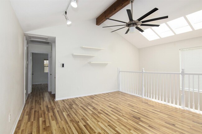 Building Photo - 2066 Augusta Dr