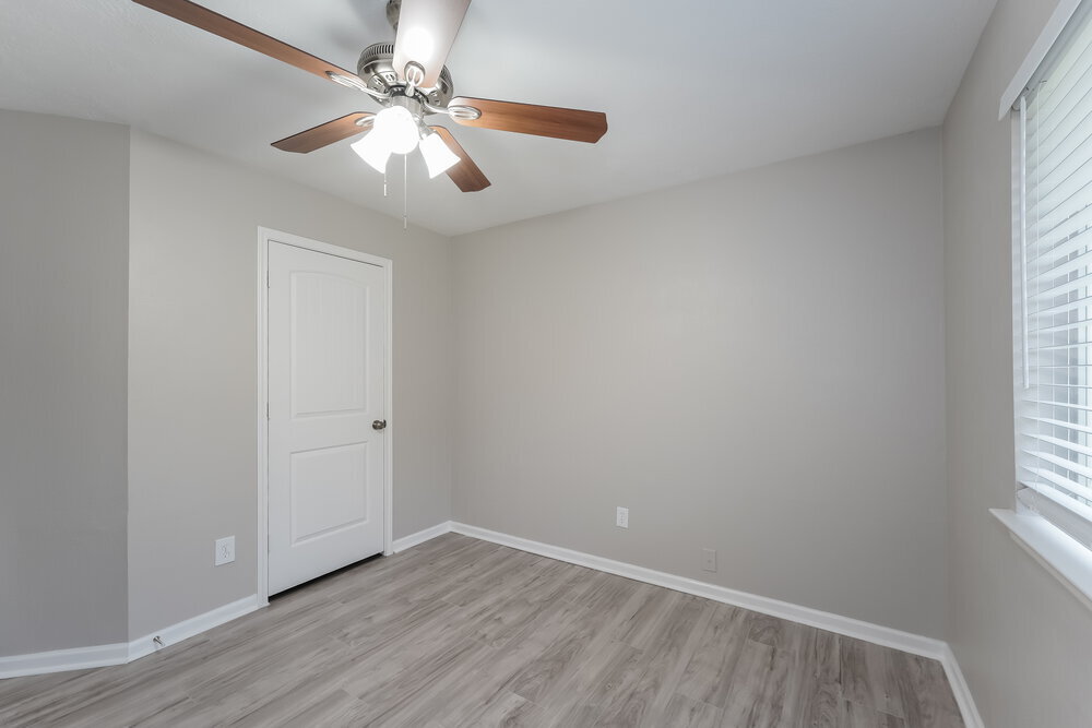 Building Photo - 18006 Oakmoss Hill Ct