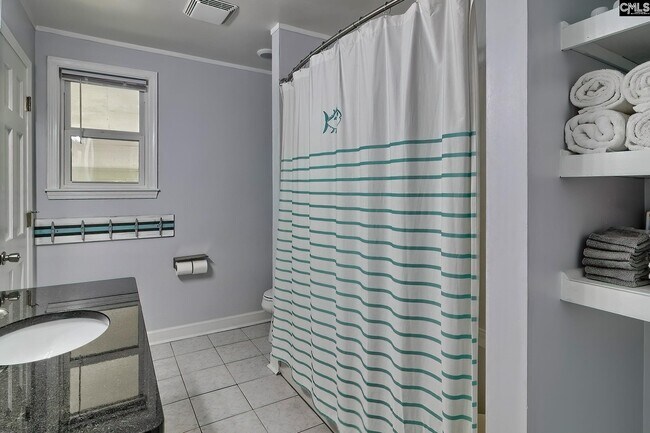 Building Photo - 435 State Rd S-32-1194