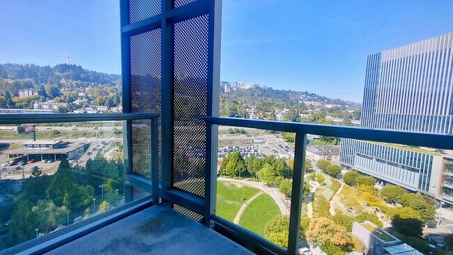 Building Photo - The "Ultimate Value" 13th Floor Luxury at The John Ross: Panoramic Views, 2 Parking Spots & Utili...