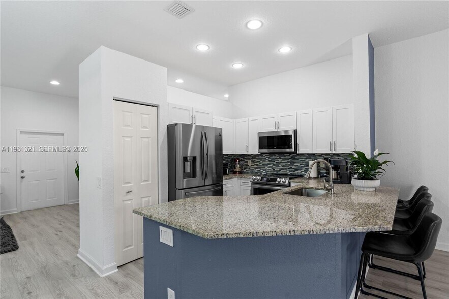 Building Photo - 625 Bald Cypress Rd