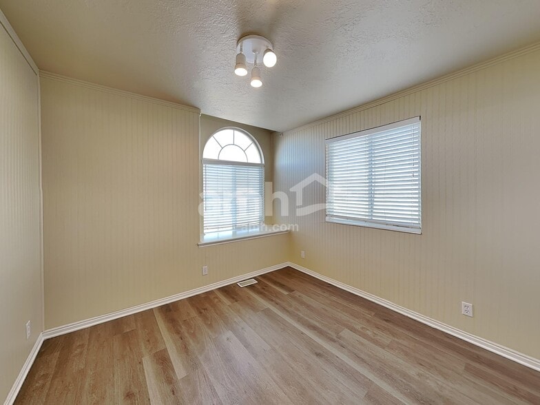 Building Photo - 4679 W 4350 S