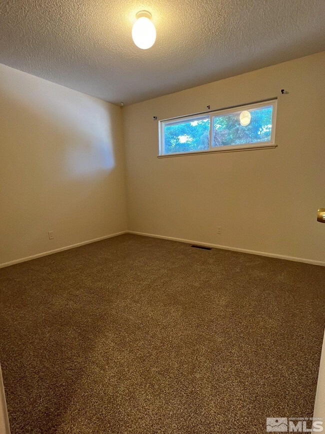 Building Photo - 3560 Yosemite Pl