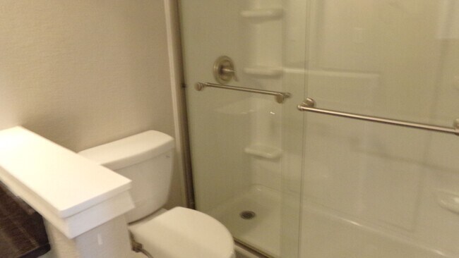 Building Photo - Yuhashi Properties1 (1606 Waterloo Trl)