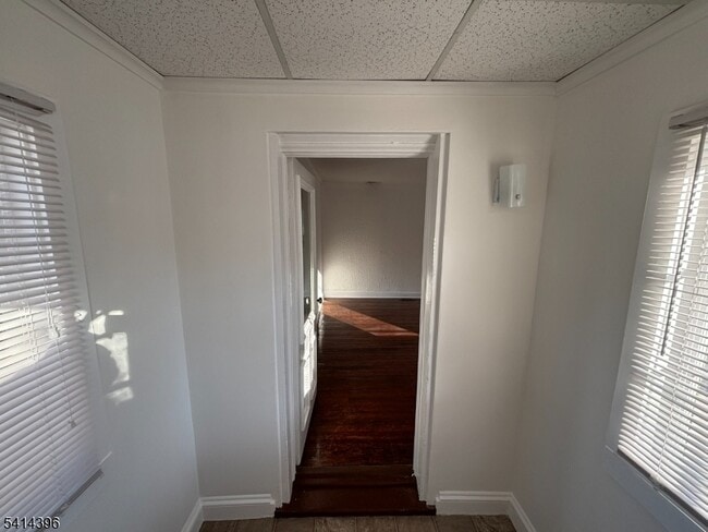 Building Photo - 86 Ringwood Ave