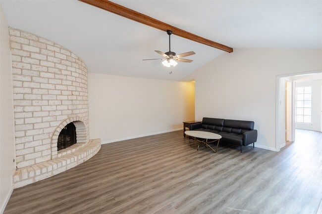 Building Photo - 11776 S Kirkwood Rd