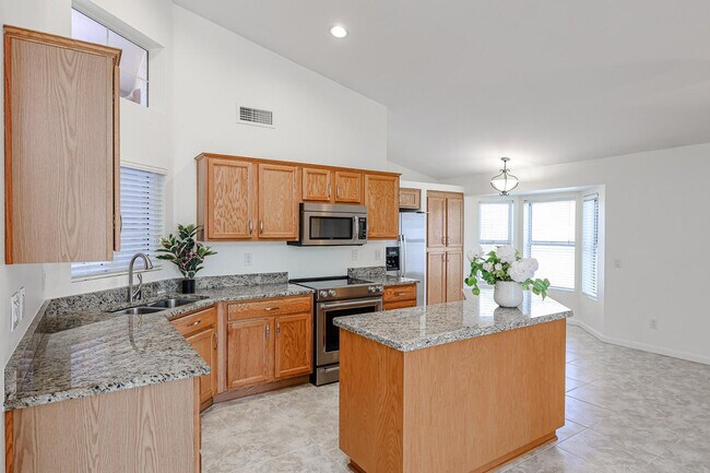 Building Photo - 3081 N 148th Dr