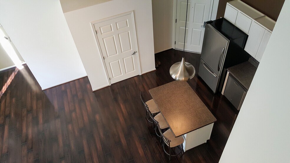 Building Photo - 1991 29th Pl NW