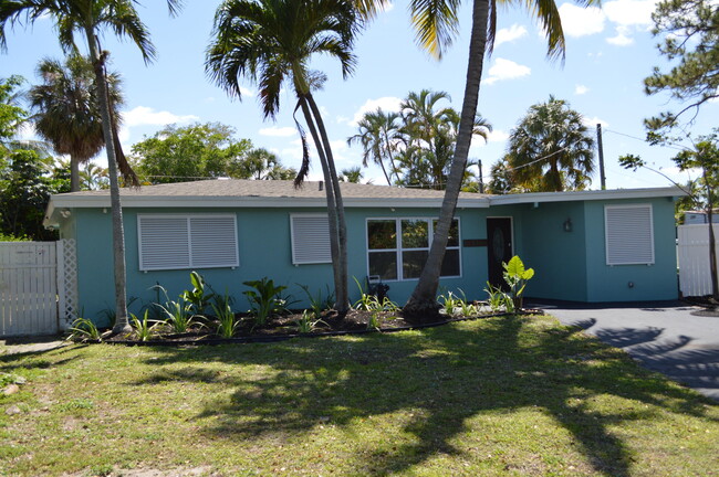 Primary Photo - 370 SW 14th St