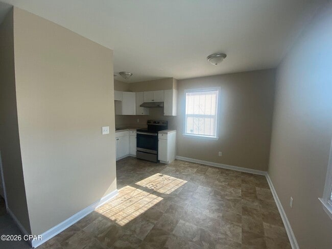 Building Photo - 6415 Winona St