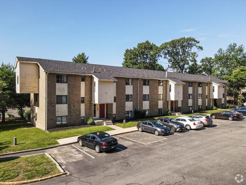 Building Photo - 105 Blackwood-Clementon Rd