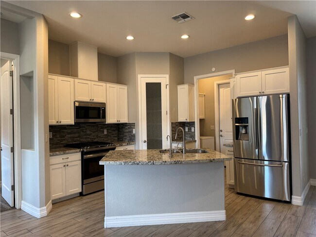 Building Photo - 2933 Camino Encanto