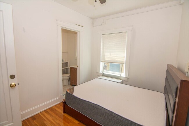 Building Photo - 30 Fayette St