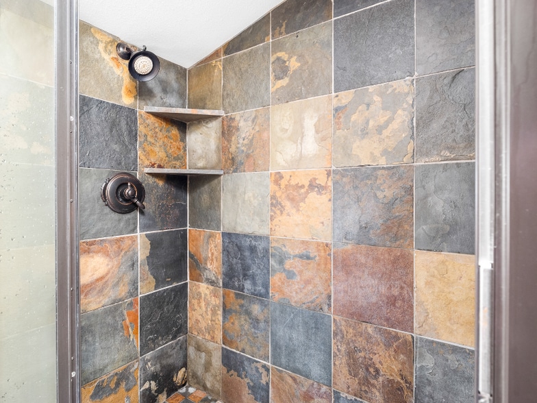 Building Photo - 3044 NE 53rd Ave