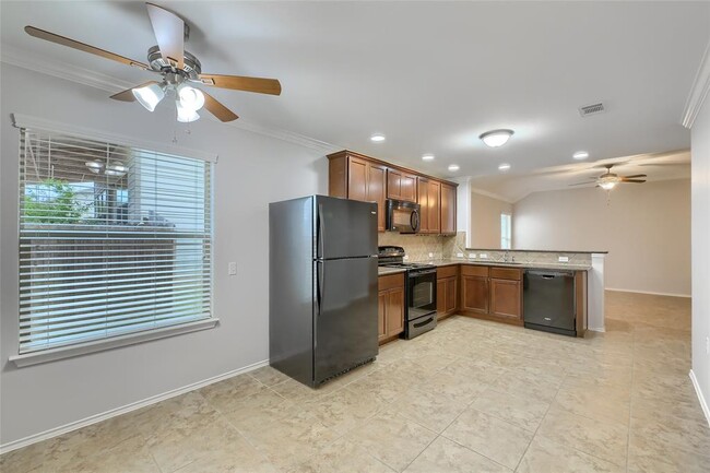 Building Photo - 10104 Deer Chase Trail