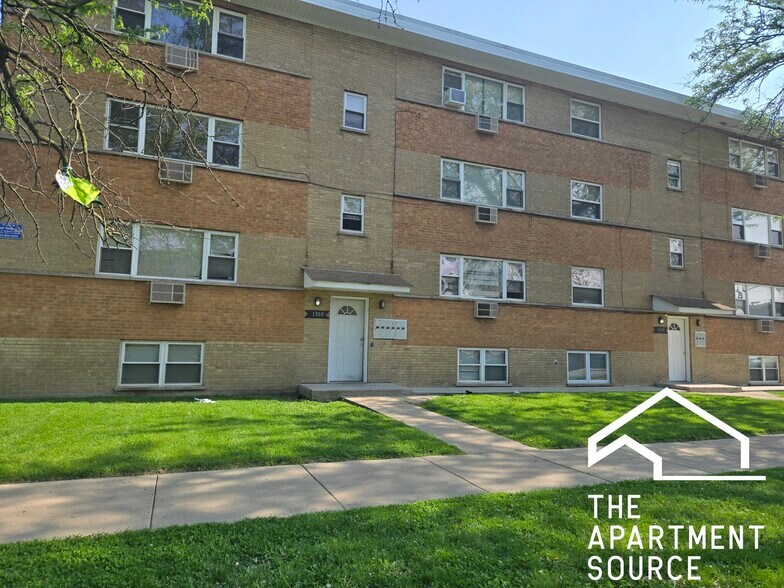 Building Photo - 1310 S 51st Ct