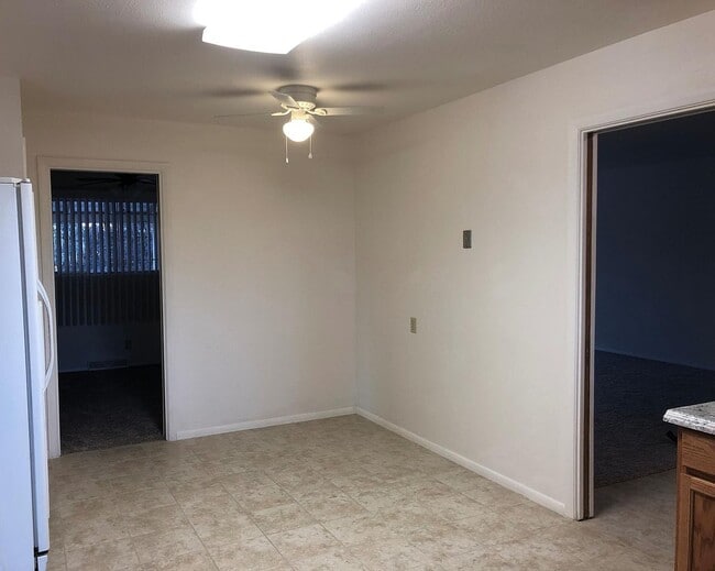 Building Photo - 7309 Dellwood Rd NE