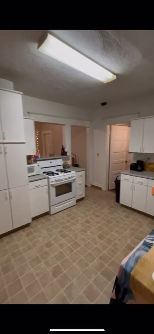 Building Photo - 231 Ashworth Pl