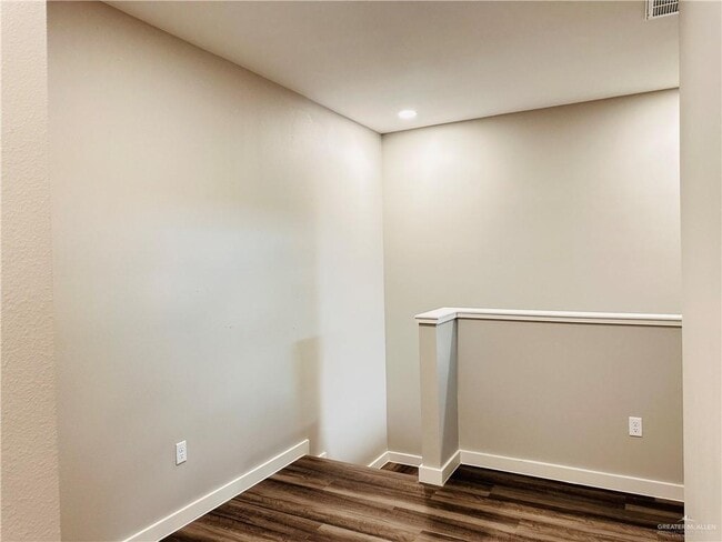 Building Photo - 16 San Andres