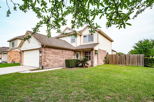 Building Photo - 4435 Crossvine Ave