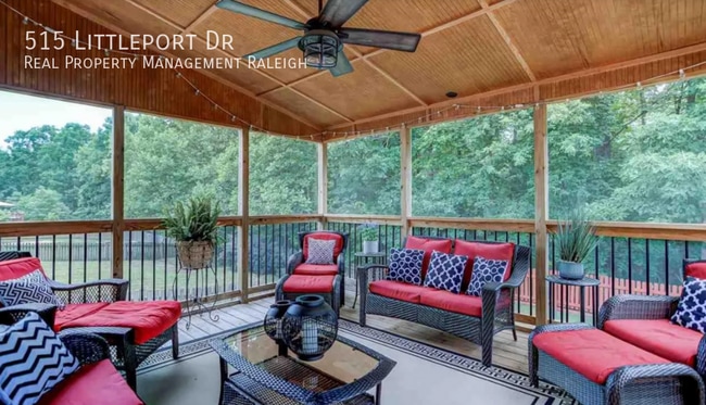 Building Photo - 515 Littleport Dr