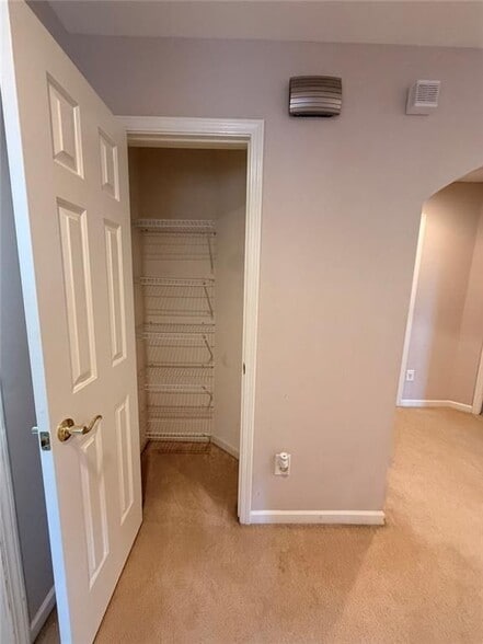 Building Photo - 6514 Mimosa Cir