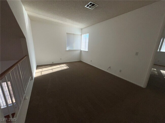 Building Photo - 1908 Misty Glade Dr