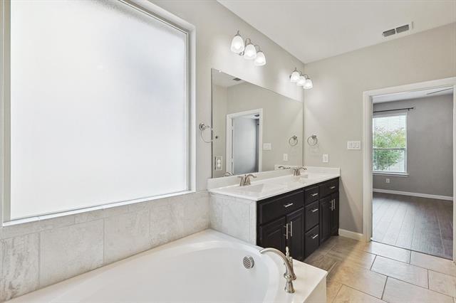 Building Photo - 2108 Blackrail Ct