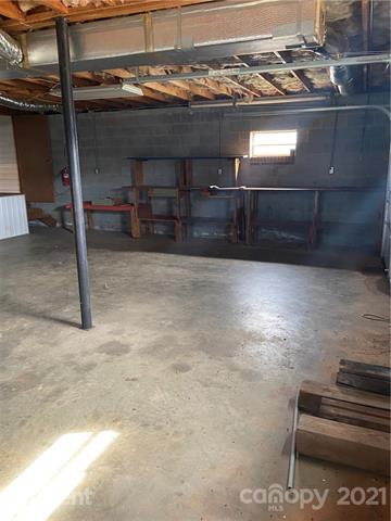 Building Photo - 438 Bluefield Rd