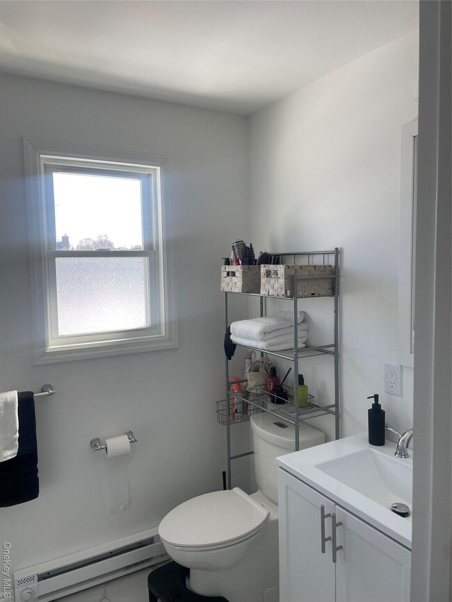 Building Photo - 7 Anawanda Rd