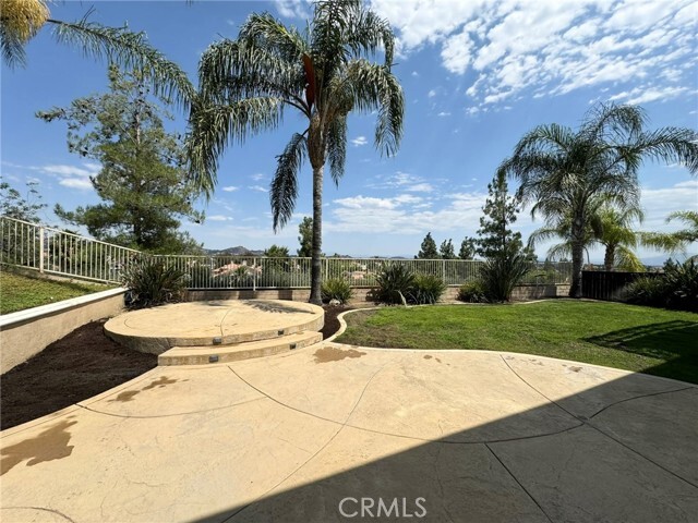 Building Photo - 41438 Grand View Dr