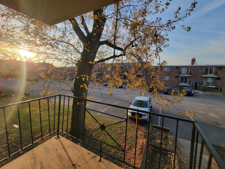 Building Photo - 1815-1819 Garfield Rd