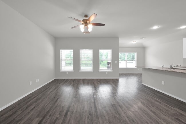 Building Photo - 8011 Dauntless Dr