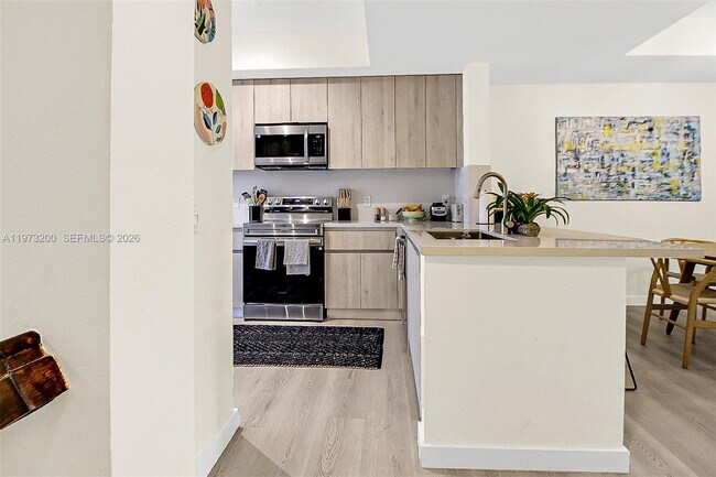 Building Photo - 742 NE 90th St