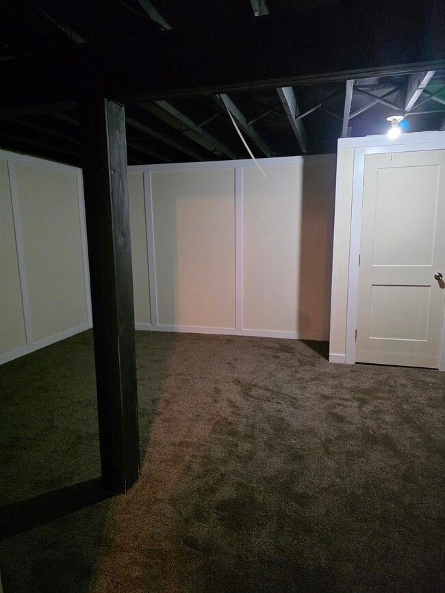 Building Photo - 809 Nassau Pkwy