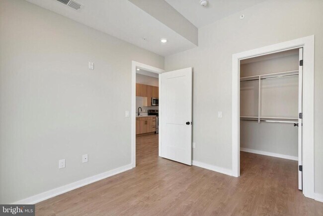 Building Photo - 308 W Chelten Ave
