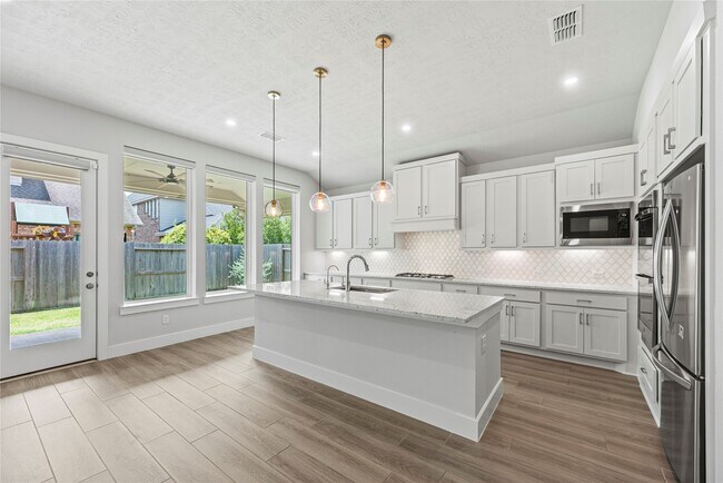 Building Photo - 1707 McCrae Hill Ct