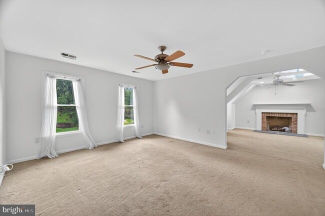 Building Photo - 14917 Brownstone Dr