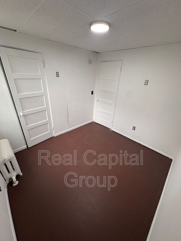 Building Photo - 1345 3rd St