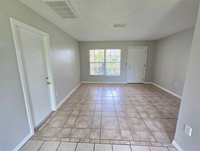 Building Photo - 136 Birmingham Dr
