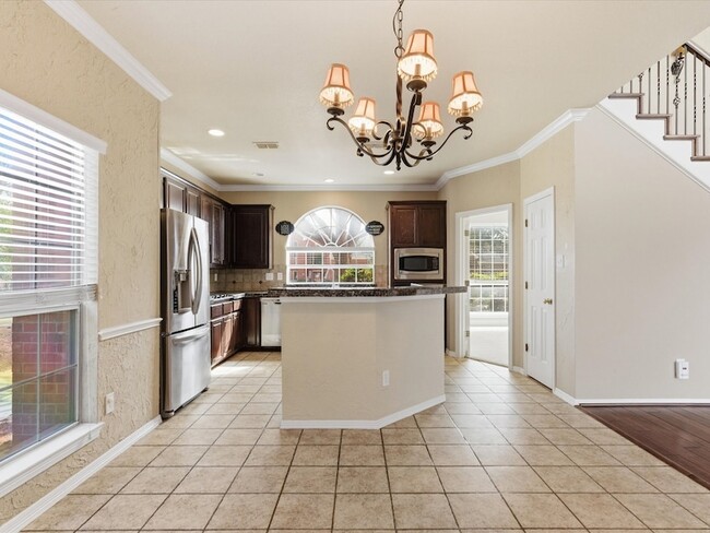 Building Photo - 3017 Manga Dr