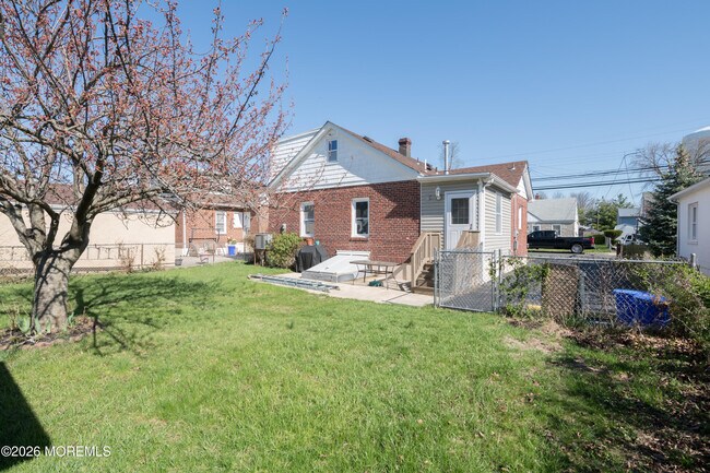 Building Photo - 166 Morningside Ave