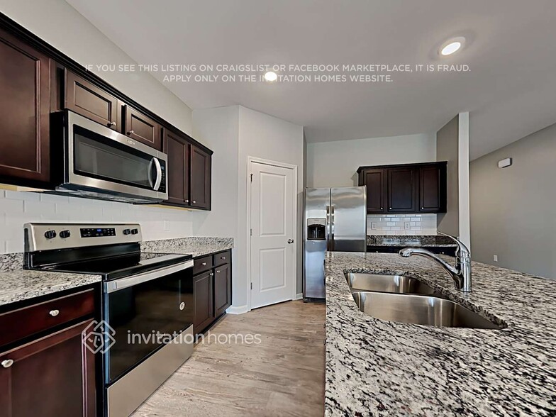 Building Photo - 311 Pescara Ct