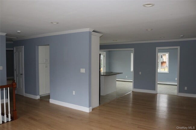 Building Photo - 7 Southpark Dr