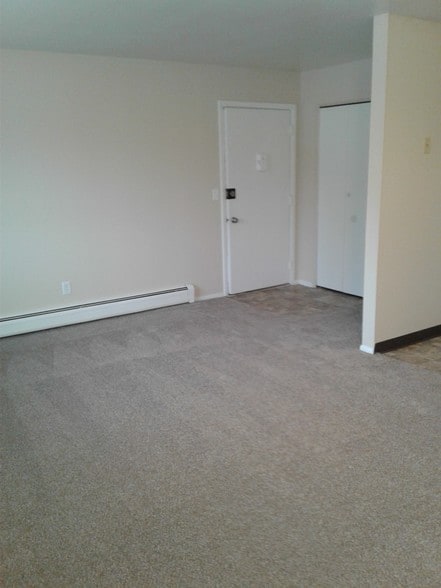 Entry and living room - Twin Gables Apartments