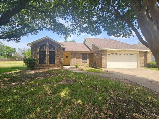 Building Photo - 11008 Claywood Dr