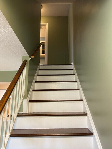 Building Photo - 291 Ivy Hill Ln