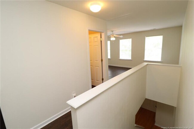 Building Photo - 2114 Frissell Ave